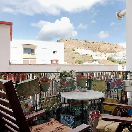 Daire Views And Calm By Center Málaga